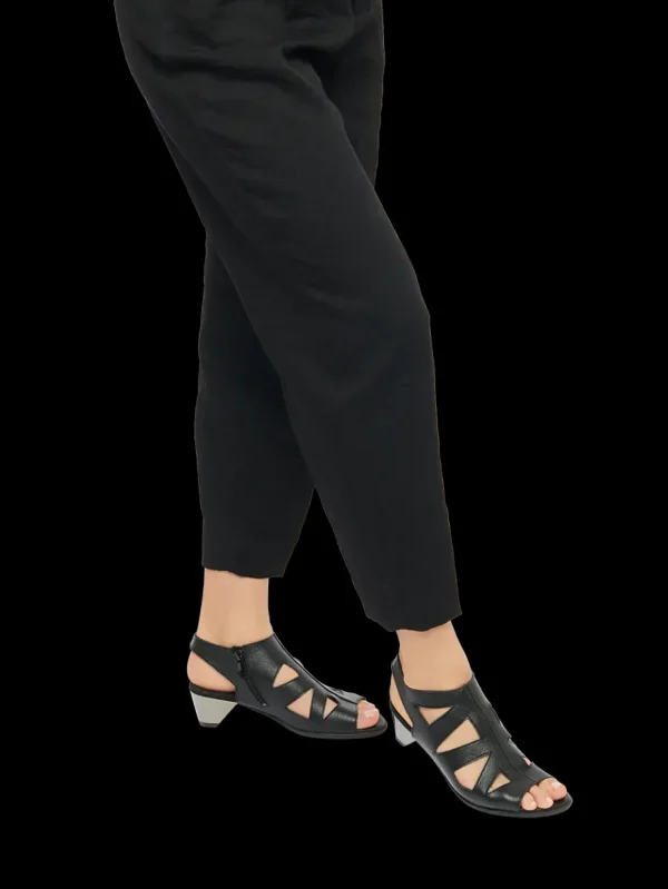 womens_iziako_sandals_sho_5-1.webp Arche Women's Iziako Sandals Shoes - 3 Available Colors From 35 To 42 -