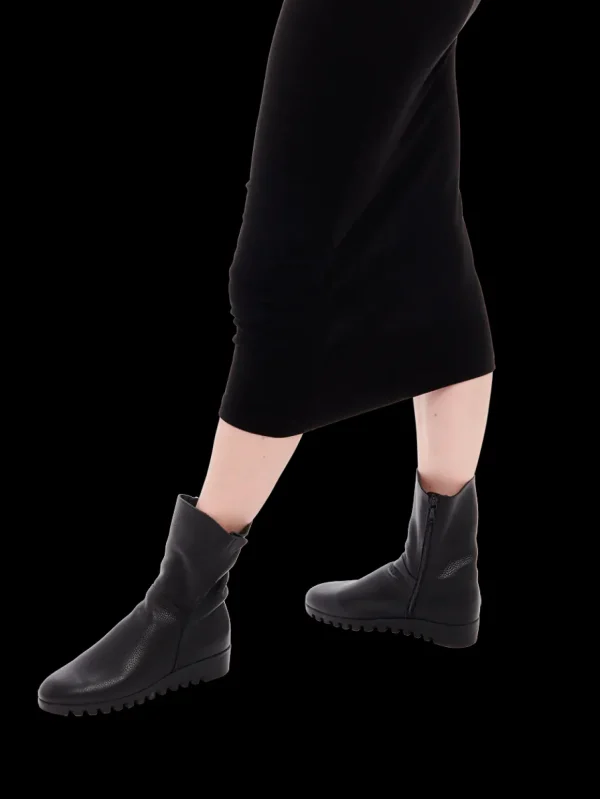 womens_lomham_ankle_boots_5.webp Arche Women's Lomham Ankle Boots Shoes - 1 Available Color From 35 To 42 -